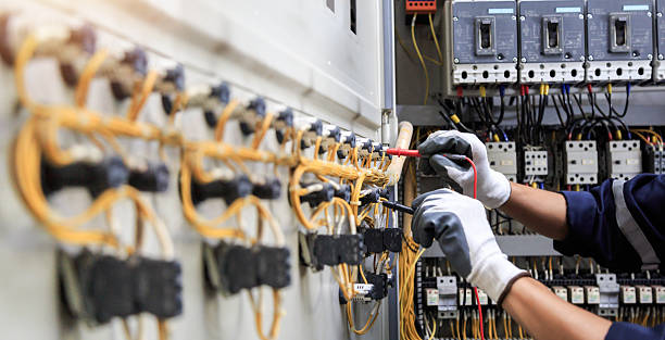 Professional Electrician technician working in Holyoke, MA